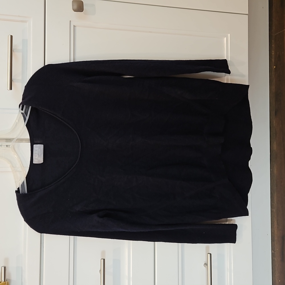 Dark Navy cashmere lightweight lomg sleeve  sweater  small